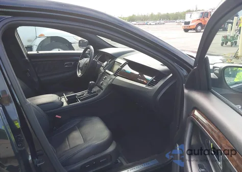 2015 Ford Taurus Limited z USA, uszkodzony, nr VIN 1FAHP2F81FG168968